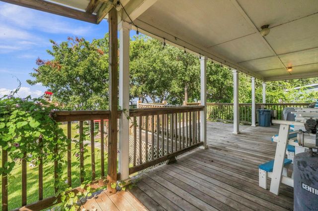 298 Nugent Drive, Livingston, TX 77351
