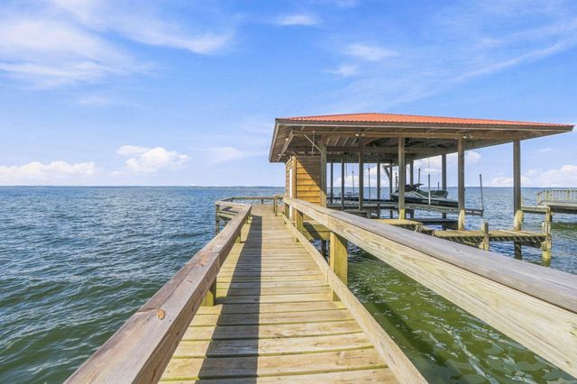 298 Nugent Drive, Livingston, TX 77351