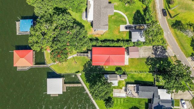 298 Nugent Drive, Livingston, TX 77351