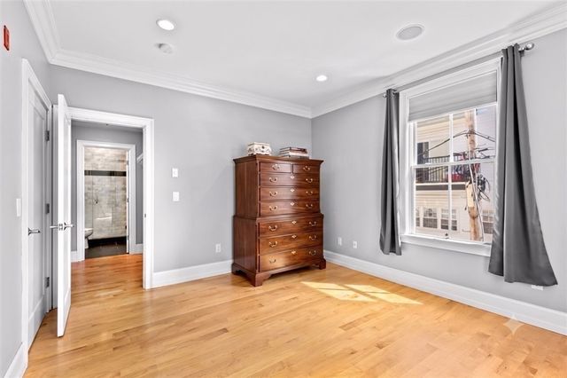 37 P St 3, Boston, MA 02127