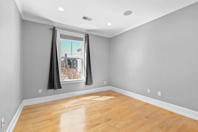 37 P St 3, Boston, MA 02127