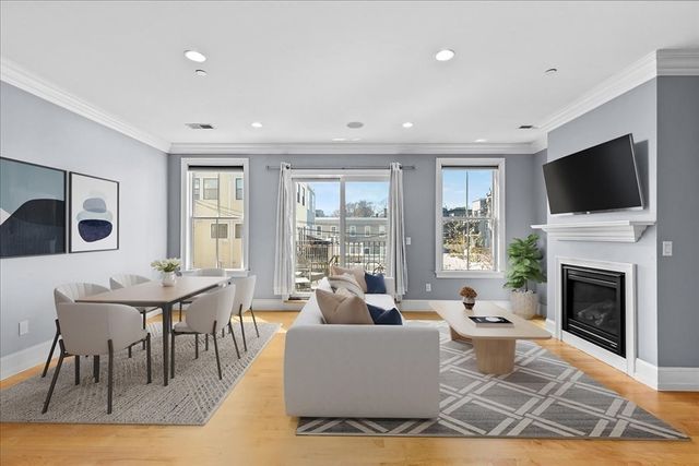 37 P St 3, Boston, MA 02127