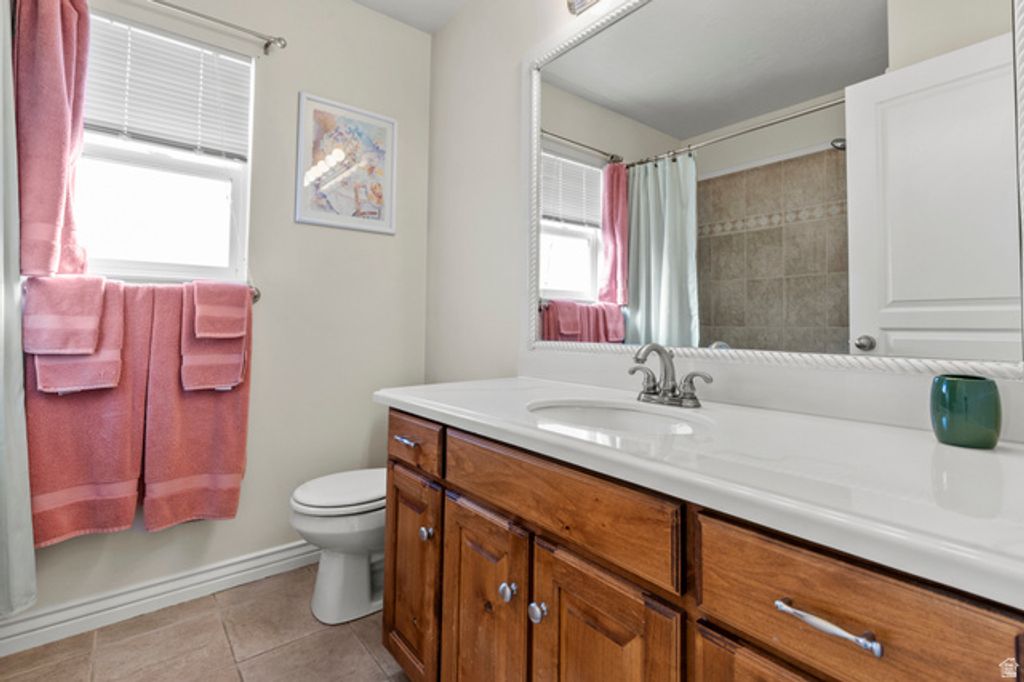 Image 24 of property listing at 3648 TROON DR, Syracuse, UT 84075