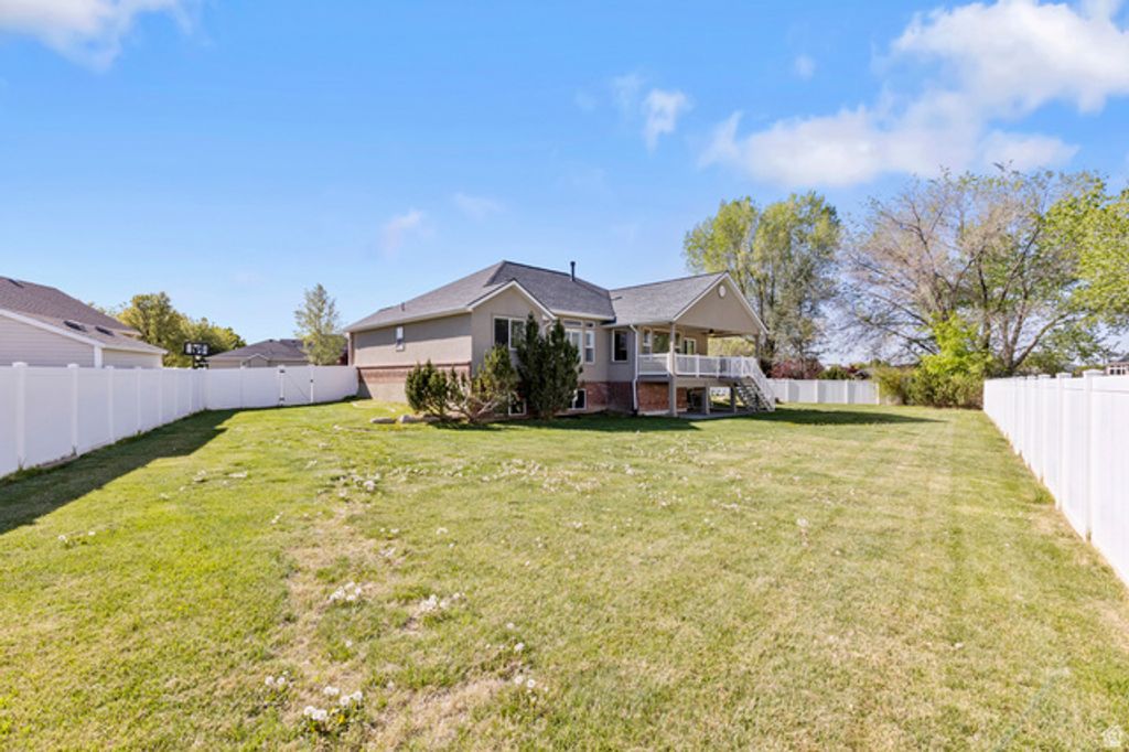 Image 32 of property listing at 3648 TROON DR, Syracuse, UT 84075