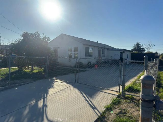 5816 Warren, Riverside, CA 92503