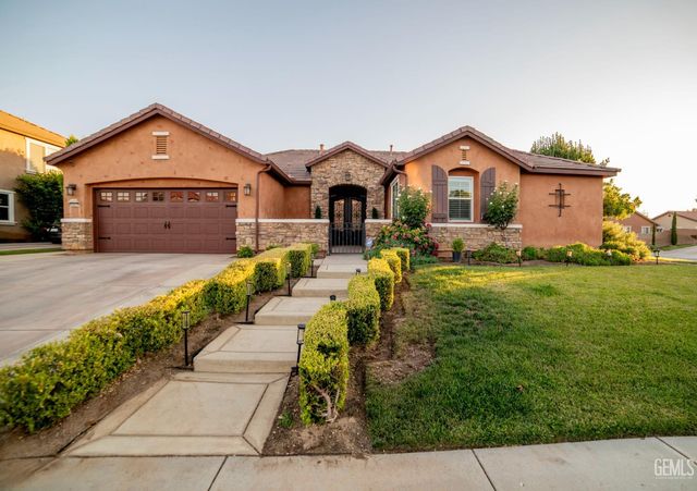 5308 Aurora Way, Bakersfield, CA 93306
