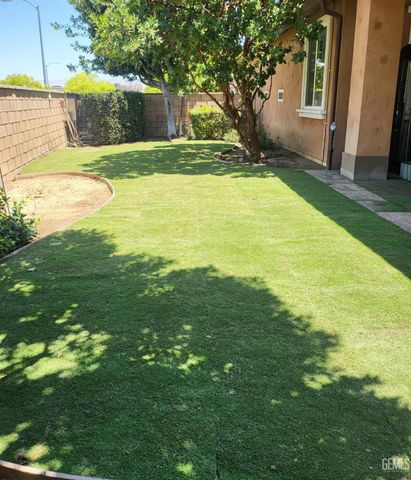 5308 Aurora Way, Bakersfield, CA 93306