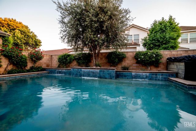 5308 Aurora Way, Bakersfield, CA 93306