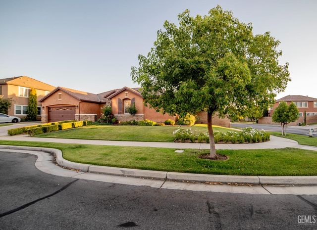 5308 Aurora Way, Bakersfield, CA 93306