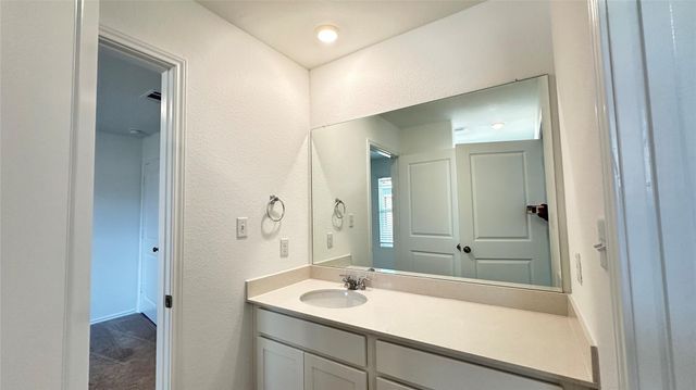 171 Tofalla, Kyle, TX 78640