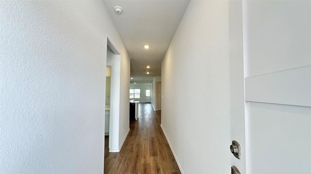 171 Tofalla, Kyle, TX 78640