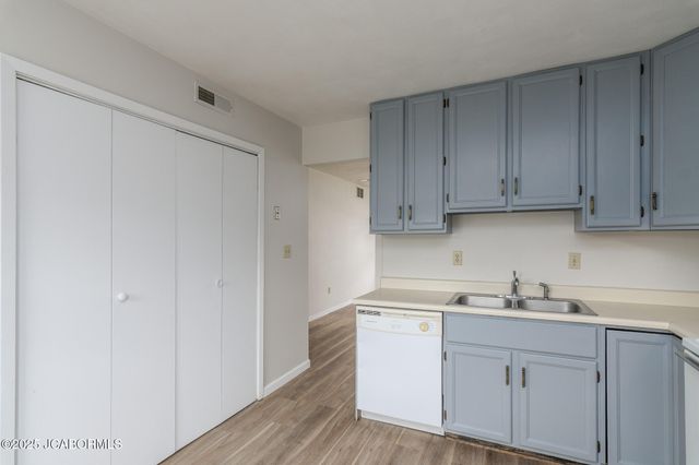 5401 COLLIER LANE, Jefferson City, MO 65109