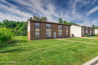 5401 COLLIER LANE, Jefferson City, MO 65109