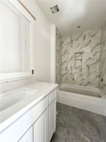 1448 NW Bella Vista Road, Bentonville, AR 72712