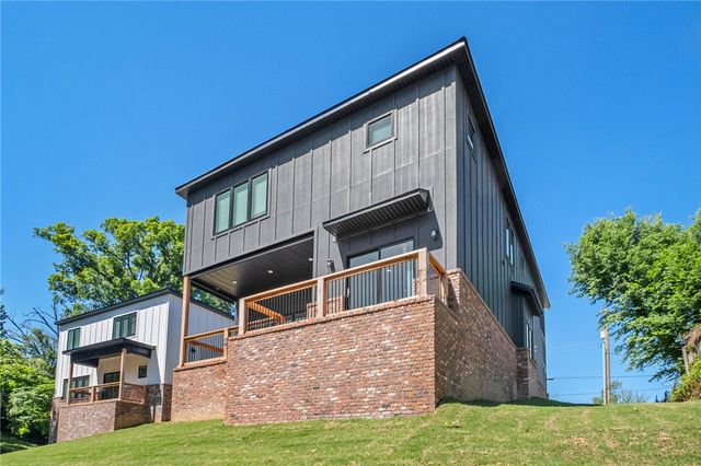 1448 NW Bella Vista Road, Bentonville, AR 72712