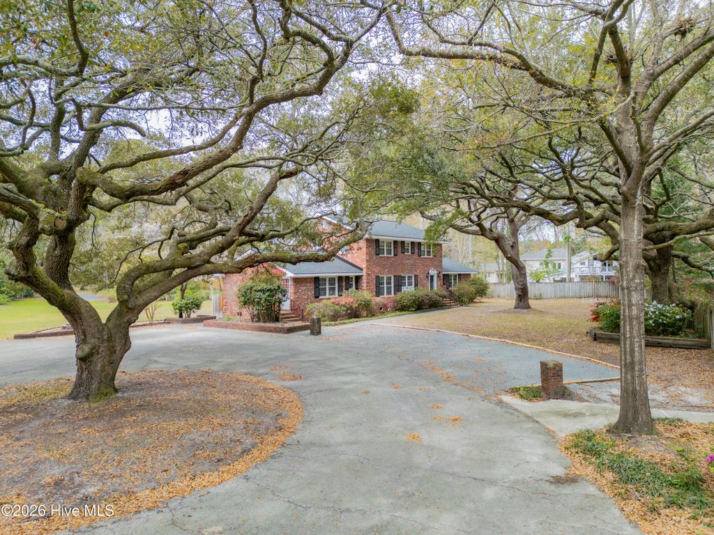 6102 Teal Street, Wilmington, NC 28403