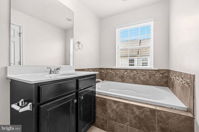 1733 FERNWOOD DR, Upper Marlboro, MD 20774