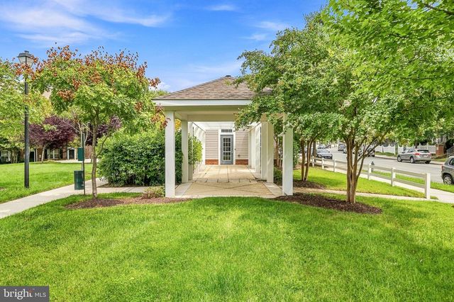 1733 FERNWOOD DR, Upper Marlboro, MD 20774