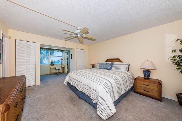 4750 COVE CIRCLE 303, St Petersburg, FL 33708