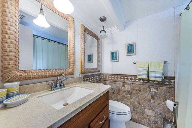 4750 COVE CIRCLE 303, St Petersburg, FL 33708
