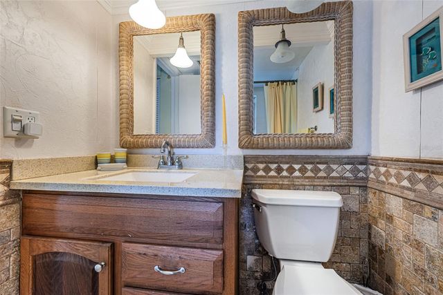 4750 COVE CIRCLE 303, St Petersburg, FL 33708