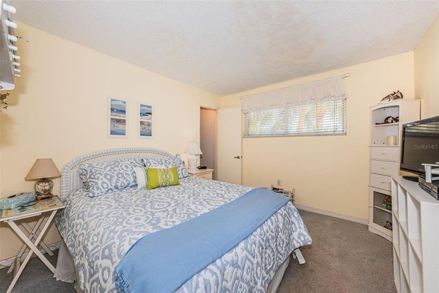 4750 COVE CIRCLE 303, St Petersburg, FL 33708