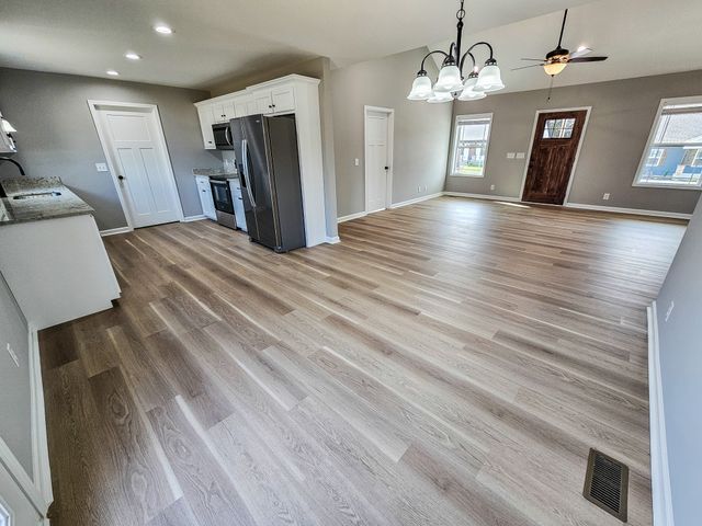 109 Demombreum Circle, Shelbyville, TN 37160