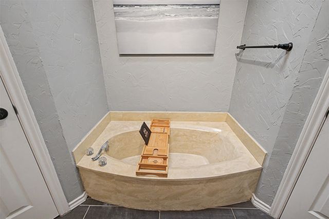 3501 Jasmine Trail, Arlington, TX 76017