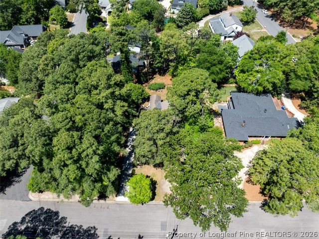 304 Woodcrest Road, Fayetteville, NC 28305