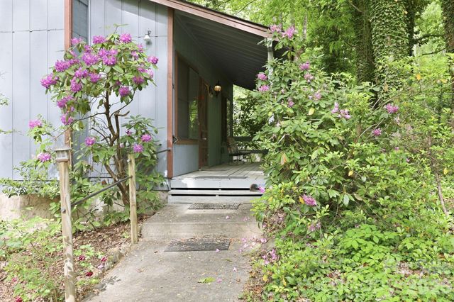 50 Gail Drive, Maggie Valley, NC 28751