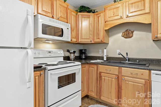 50 Gail Drive, Maggie Valley, NC 28751