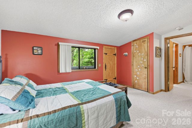 50 Gail Drive, Maggie Valley, NC 28751