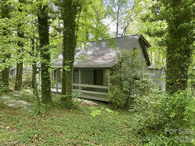 50 Gail Drive, Maggie Valley, NC 28751
