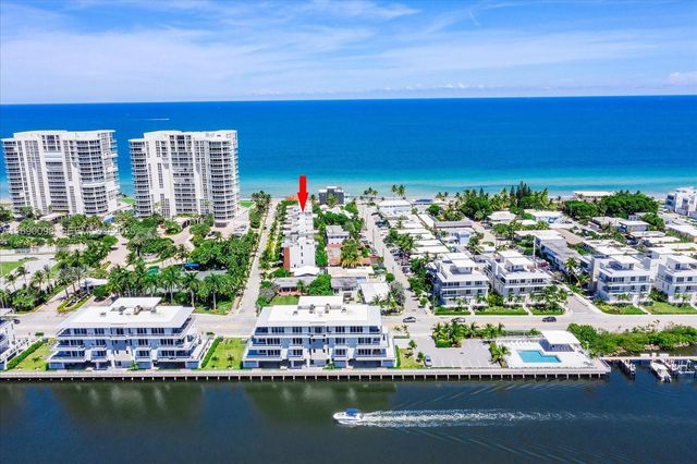 332 Balboa Street, Hollywood, FL 33019
