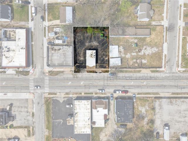 6836 Prospect Avenue, Kansas City, MO 64132