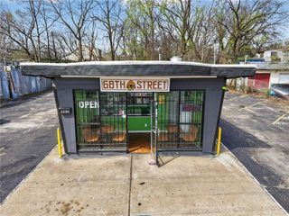 6836 Prospect Avenue, Kansas City, MO 64132
