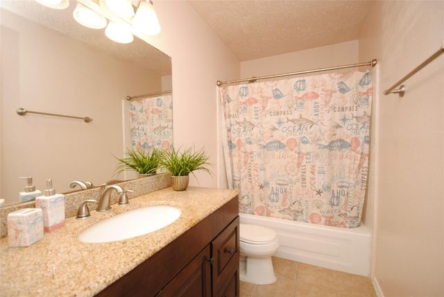 4402 Falcon Meadow Drive, Katy, TX 77449