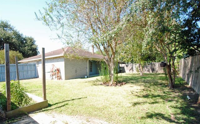 4402 Falcon Meadow Drive, Katy, TX 77449