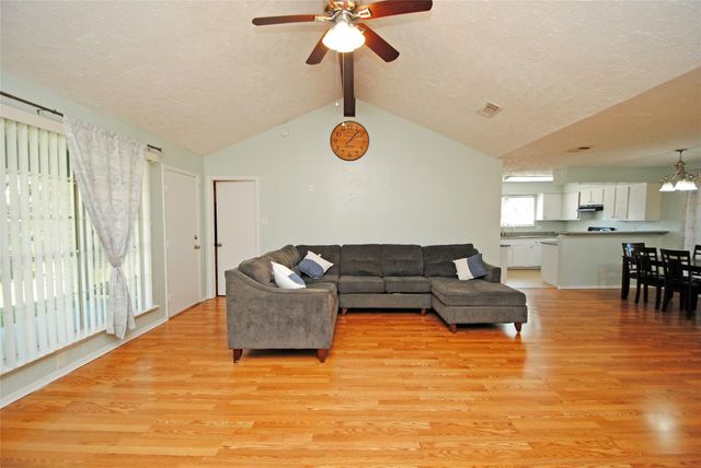 4402 Falcon Meadow Drive, Katy, TX 77449