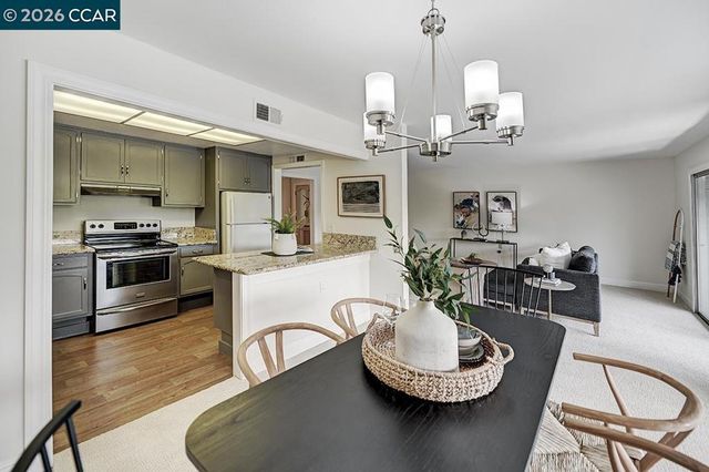 1208 Rockledge Ln 3, Walnut Creek, CA 94595