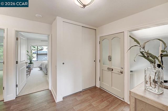 1208 Rockledge Ln 3, Walnut Creek, CA 94595