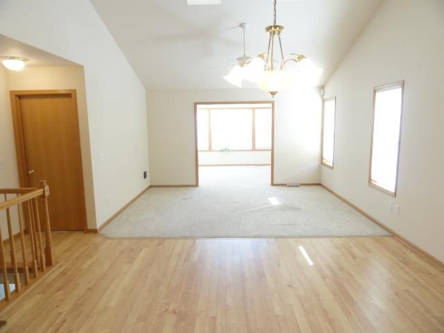 607 Malvern Hill Dr, Madison, WI 53718