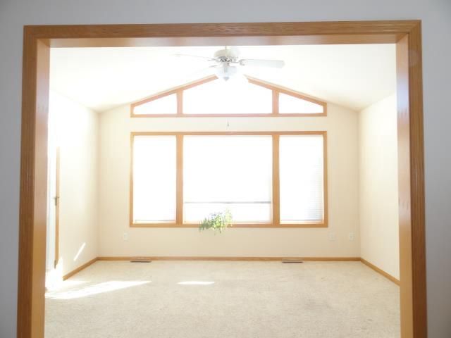 607 Malvern Hill Dr, Madison, WI 53718