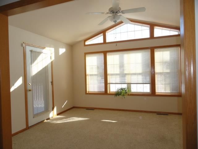 607 Malvern Hill Dr, Madison, WI 53718