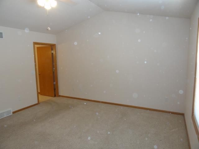 607 Malvern Hill Dr, Madison, WI 53718