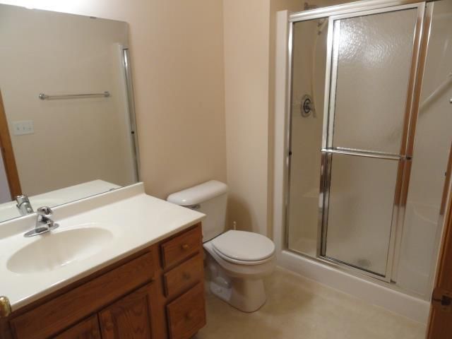 607 Malvern Hill Dr, Madison, WI 53718