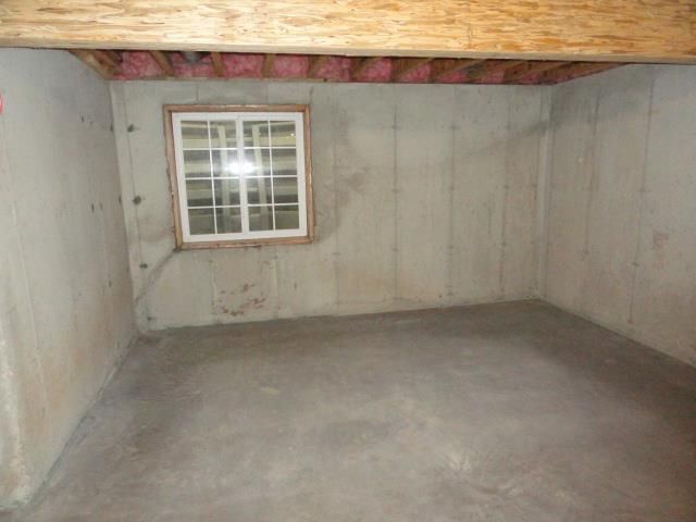 607 Malvern Hill Dr, Madison, WI 53718