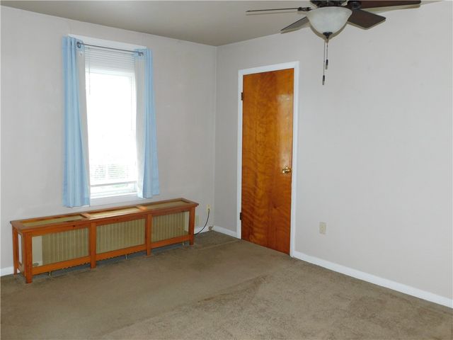 1207 W Crawford, Connellsville, PA 15425