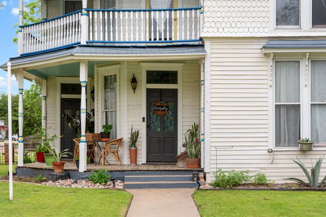 501 N Anglin Street, Cleburne, TX 76031