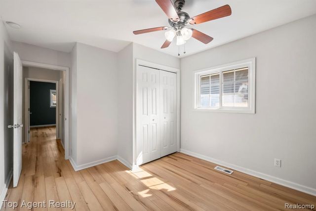 1200 Bangor Road, Waterford, MI 48328